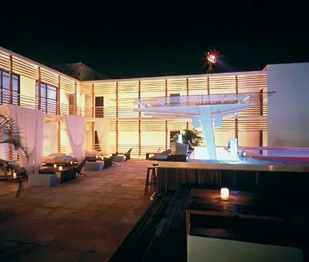 Deseo Hotel