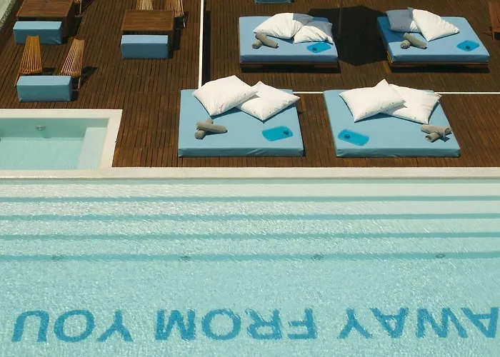 Deseo Hotel 4*